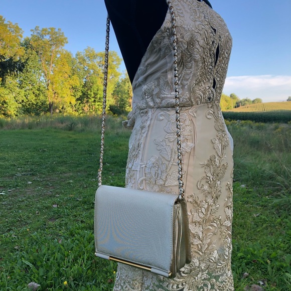 Shoulder Dressy Purse. - Picture 2 of 8